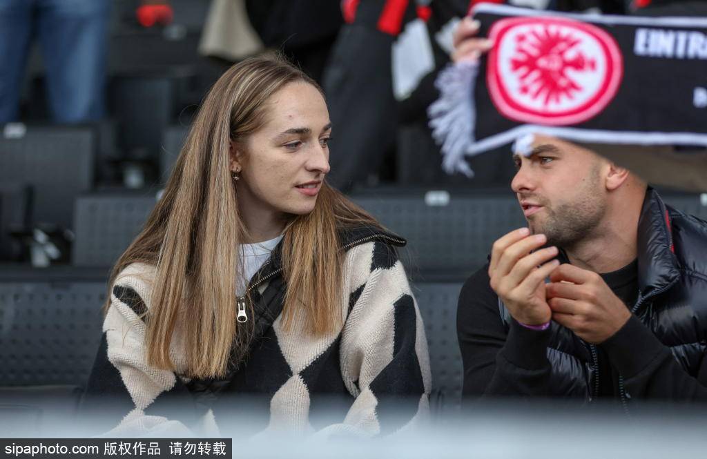 战术与激情交织：欧冠决赛背后的故事与数据解析